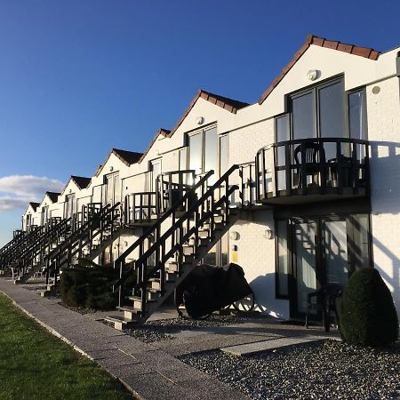 Knus appartement met zicht op zeepolder De Haan Buitenkant foto